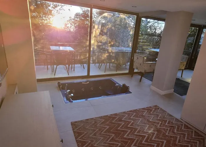 Vesta Butik فندق 4*